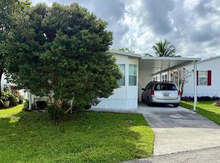 2080 SW 85th Ave, Davie, FL 33324
