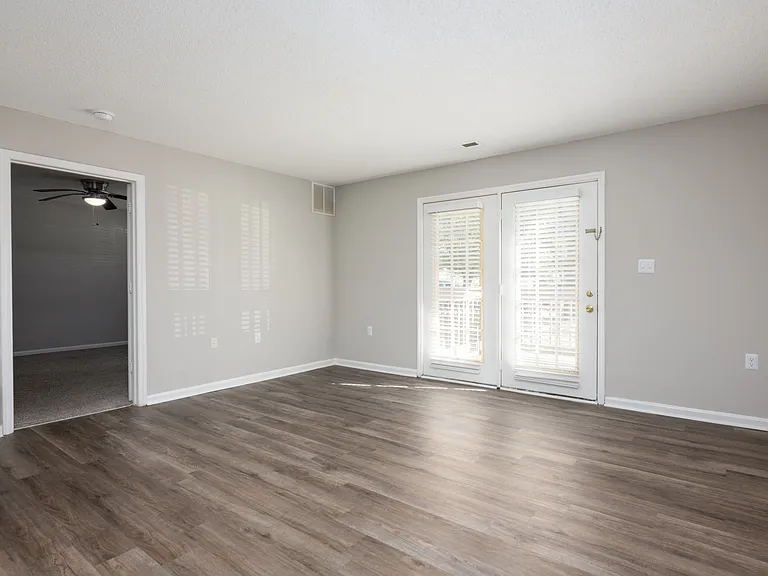 Cedar Trace Apartment Homes — Photo 6