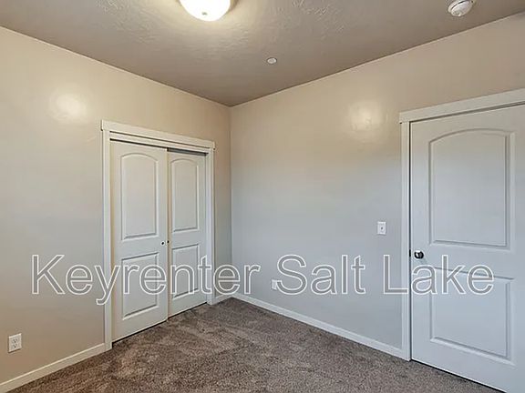 5th image of 203 E Jordan Ridge Blvd APT 205