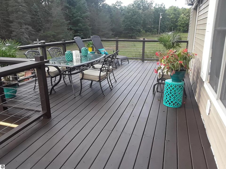 1st image of 575 McCrimmon Dr