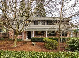 2222 Evergreen Point Rd, Medina, WA 98039