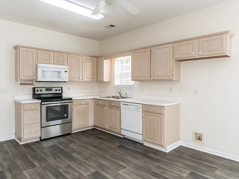1322 Deer Trail Rd — Photo 15