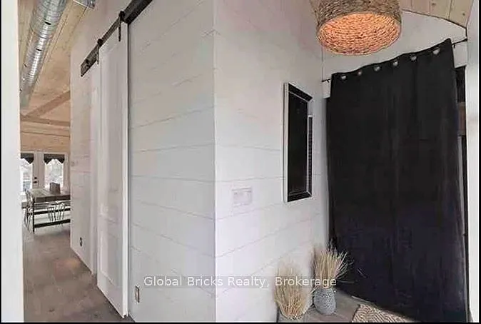 2 bed, $2,400 — Photo 2