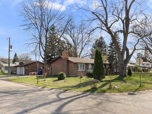 2979 Orion Cres, Windsor, ON N9E 2Z3