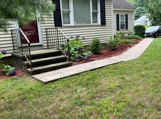 1 Briarcliffe Trl, Old Saybrook, CT 06475