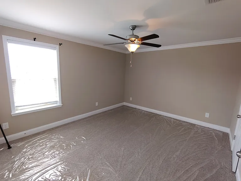 5001 Laughing Brook Ln — Photo 10