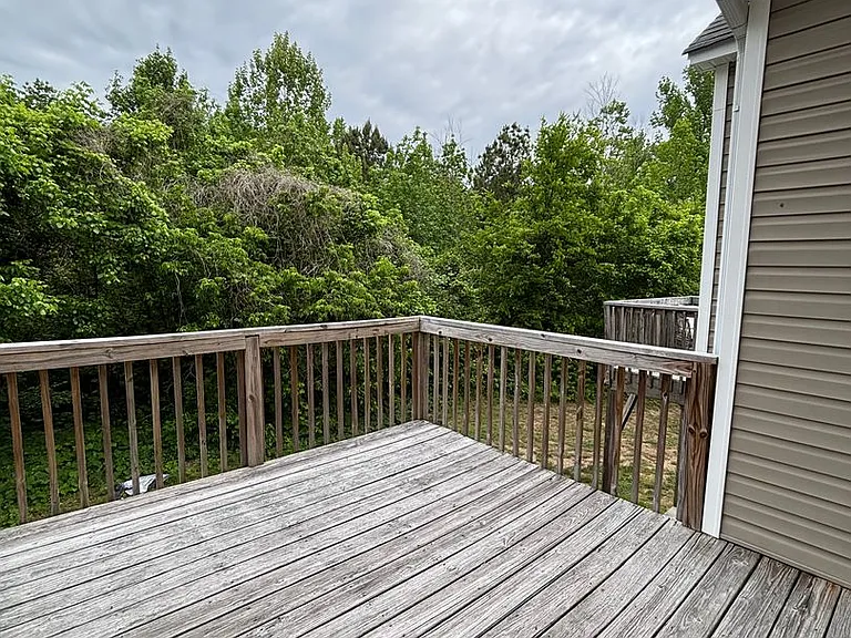 402 Beaumont Cir — Photo 20