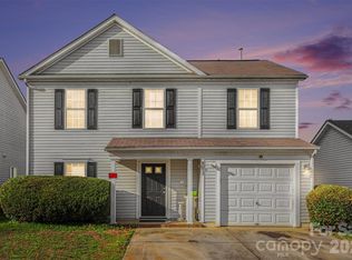 8013 Coffee Tree Ct, Charlotte, NC 28215