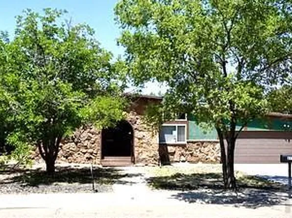 275 Bonnymede Rd, Pueblo, CO 81001