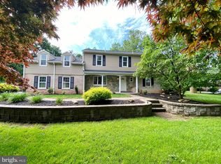 416 Green Ln, Reading, PA 19601