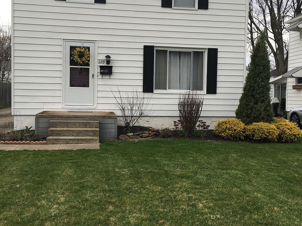 1st image of 229 Monroe Ave