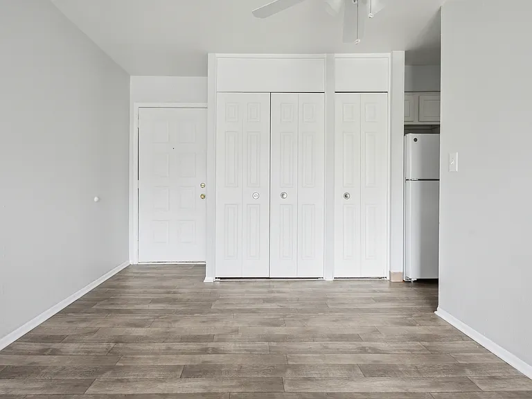 Fox Pointe Apartments — Photo 9