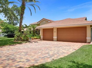 3820 SW 106th Ter, Davie, FL 33328