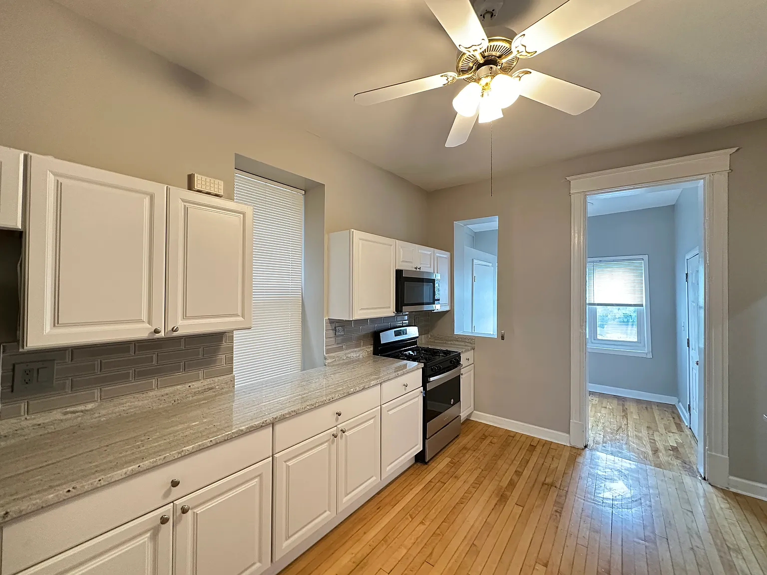 Astounding 2 Bed, 1 Bath at Augusta + Damen (Ukrainian Village) — Photo 4