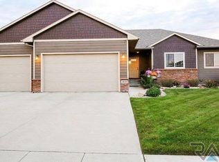 1616 S Andrew Ave, Sioux Falls, SD 57106