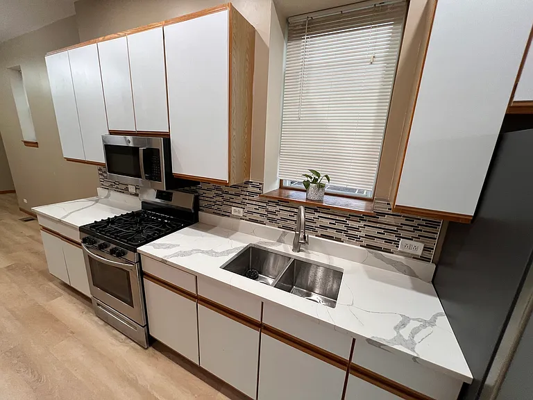 3116 S Canal St #1 — Photo 19