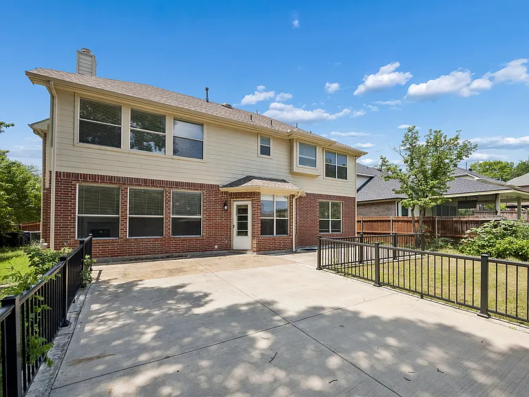 3702 Senada Trl — Photo 6