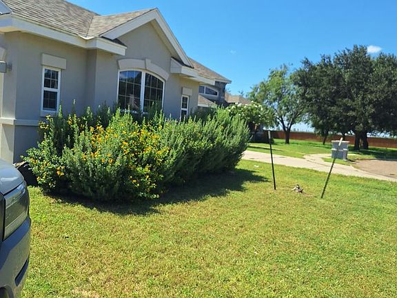 2nd image of 1902 Sparrow Ln