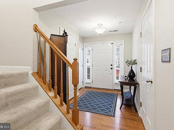4th image of 7061 Holly Springs Ln #194