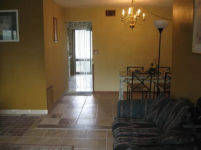 5403 Chateau Dr #1 — Photo 3
