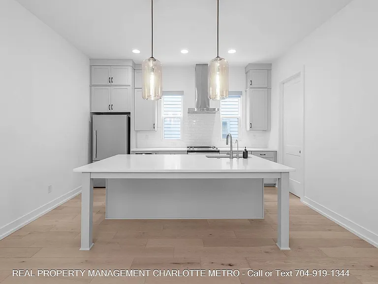 1609 Parkwood Ave — Photo 19