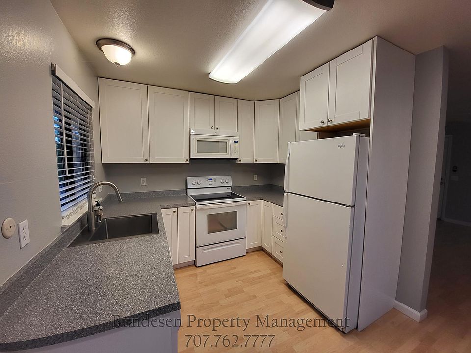 1st image of 455 7th St W