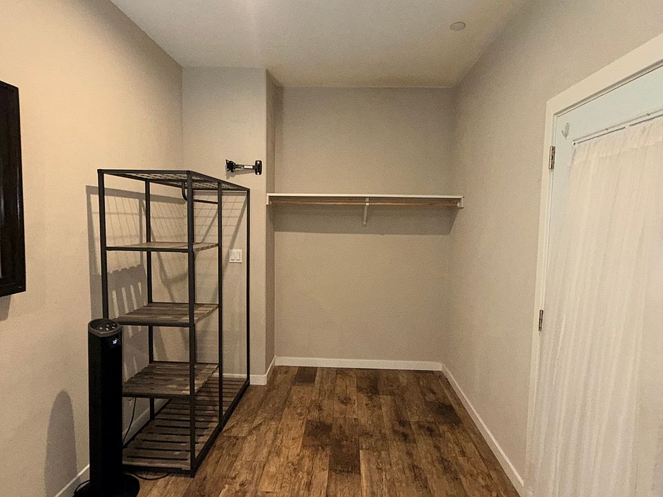 2nd image of 3068 Copper Rose Walk Room 1