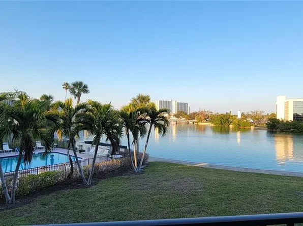 7401 Bay Island Dr S APT 234, South Pasadena, FL 33707
