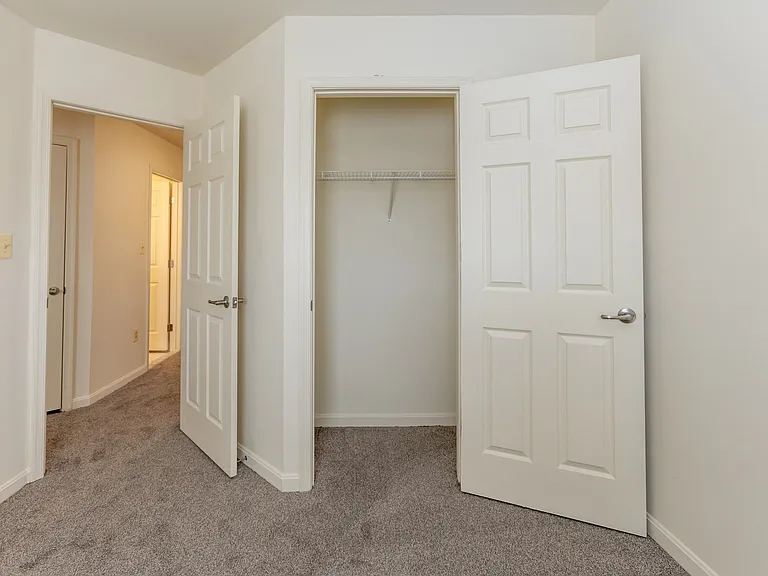 Carlson Woods Townhomes — Photo 20