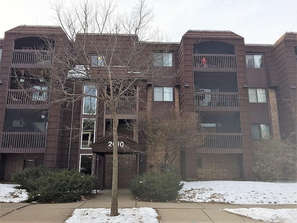 1st image of 2610 Garfield Ave APT 302