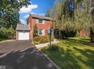 1 Fairhill Rd, Wallingford, PA 19086