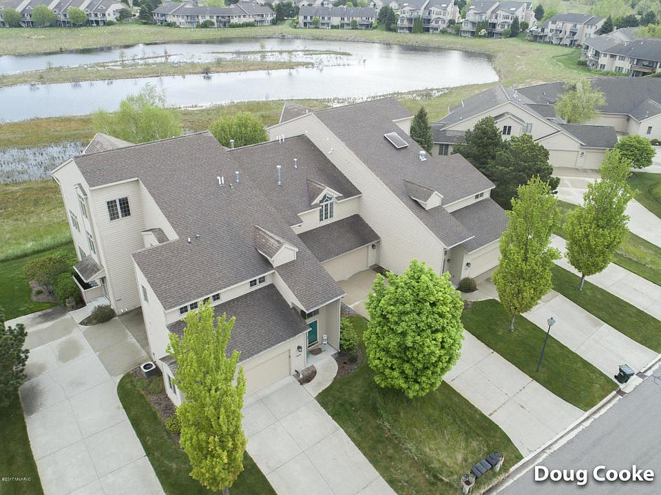 1st image of 1638 W Harbour Towne Cir