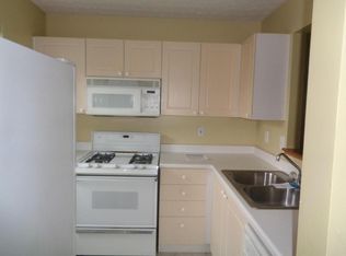 238 Glenkirk Dr, Blacklick, OH 43004