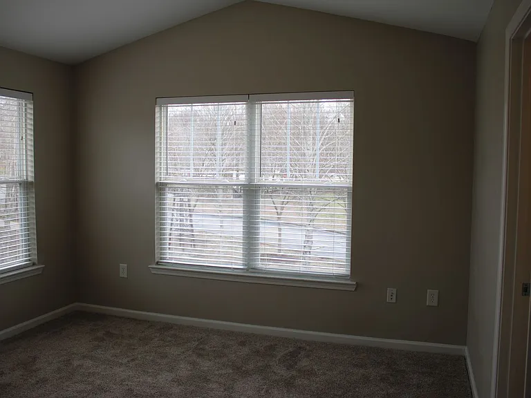 1121 Tree Top Way #1421 — Photo 36