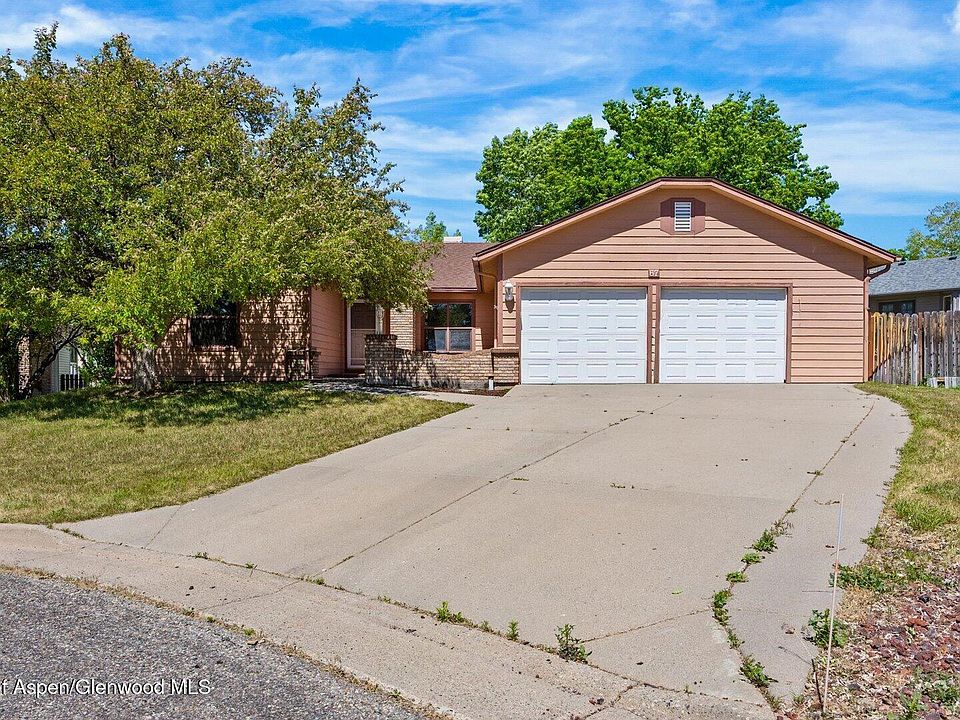 1st image of 67 Holly Way