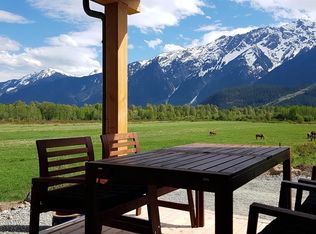 1380 Collins Rd, Pemberton, BC V0N2L1