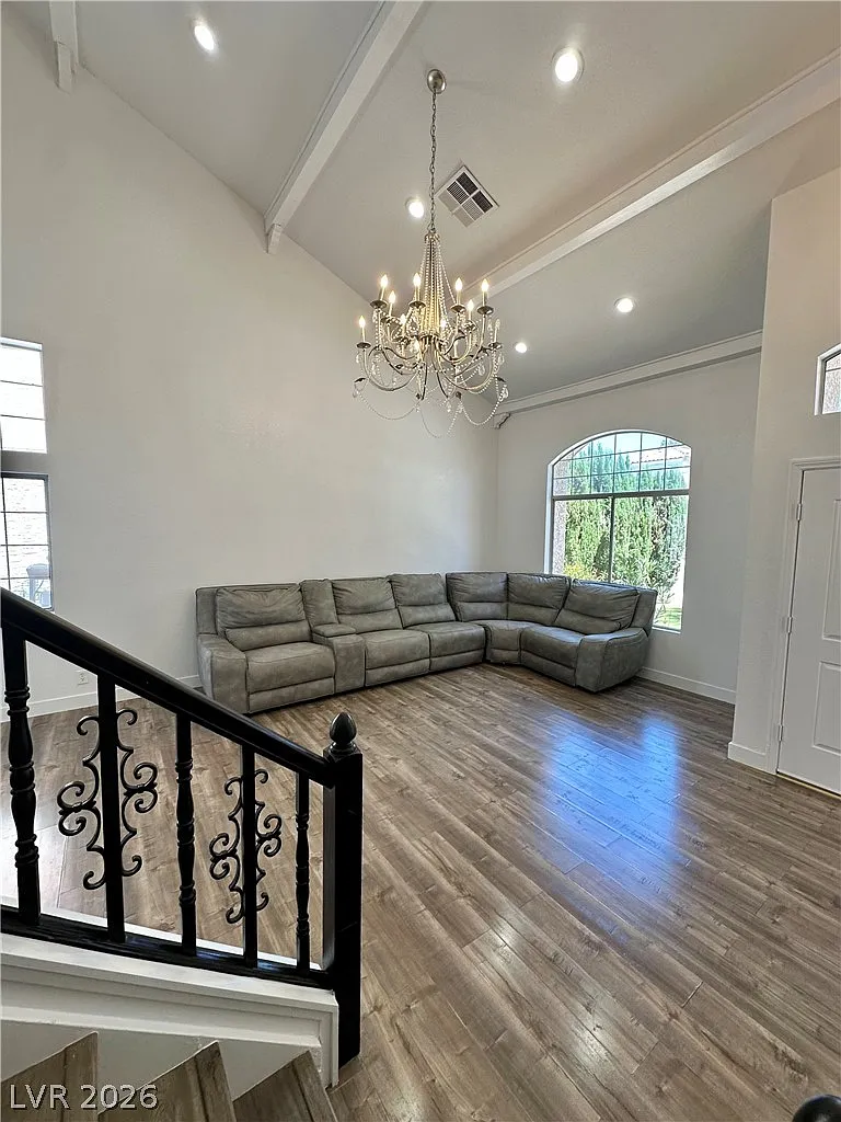 4 bed, 3.0 bath, 2663 sqft, $3,400 — Photo 4