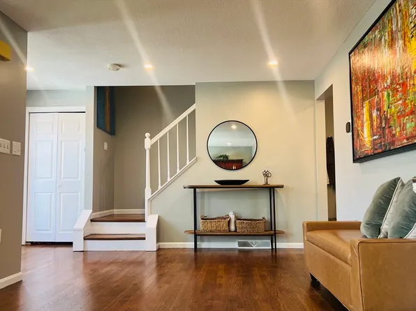 35 Pearl Street #35, Randolph, MA 02368