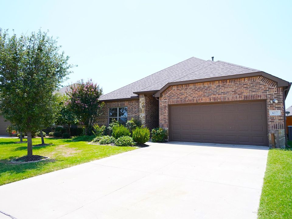 1st image of 617 Beechwood Dr