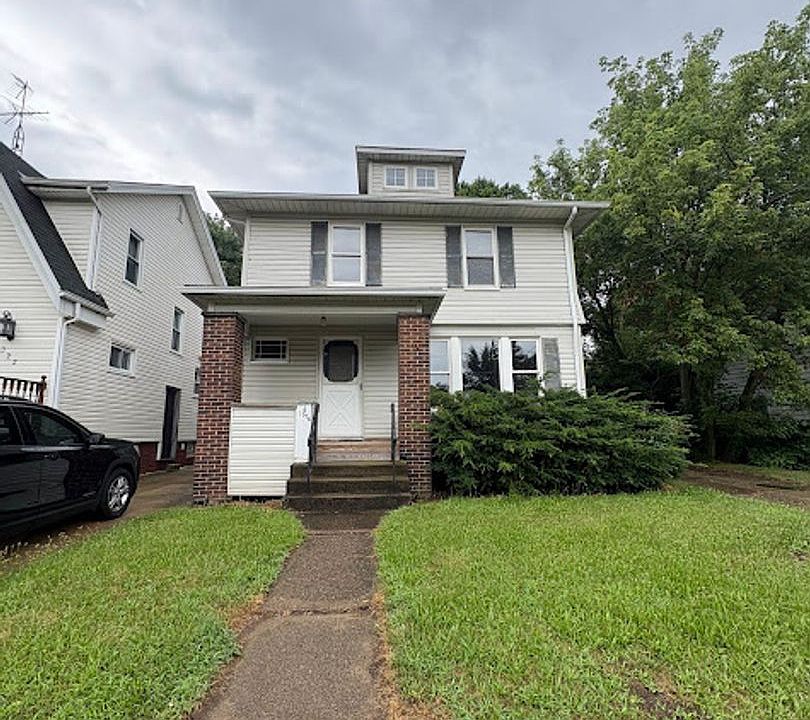 1st image of 1326 Cottage Pl NW