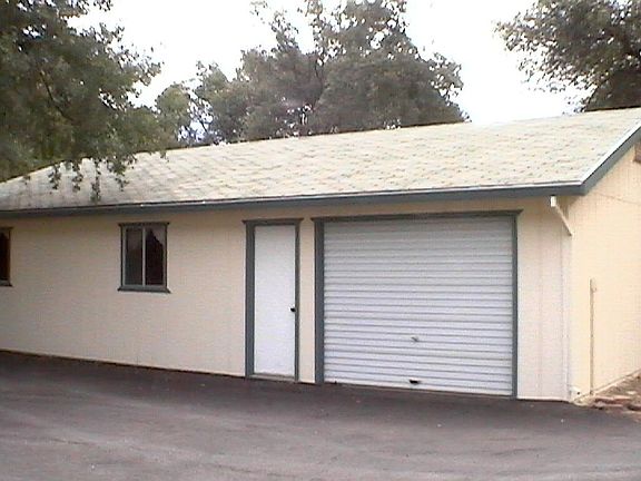 1000 Sq Ft Shop/Garage