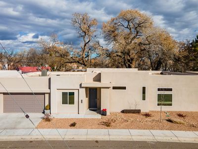 235 Vista Azul Ln NW, Albuquerque, NM, 87114