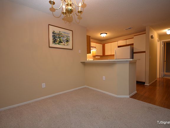 Family/Dining Room Condo