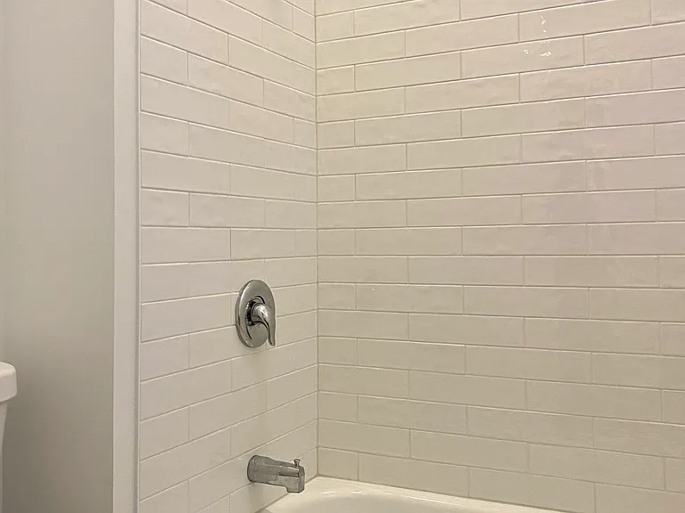 16 W Mount Vernon Pl #2B — Photo 8