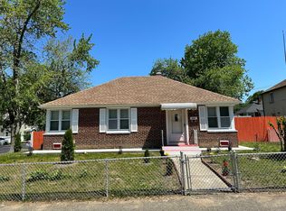 436 Pearl Harbor St, Bridgeport, CT 06610