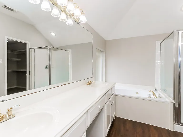 18622 Sandelford Dr — Photo 13