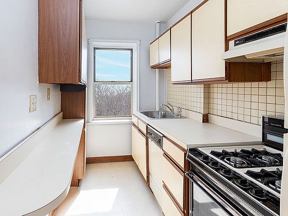 5th image of 5400 Netherland Ave Unit B42