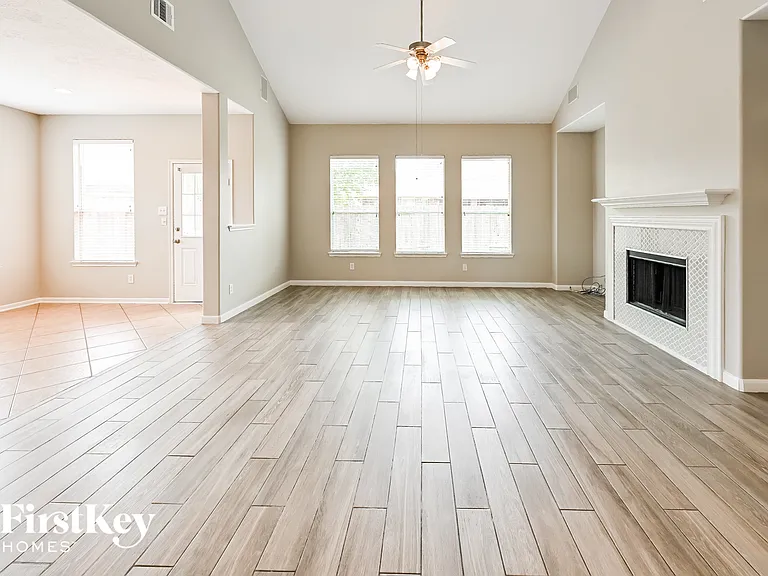 13803 Turning Spring Ln — Photo 3