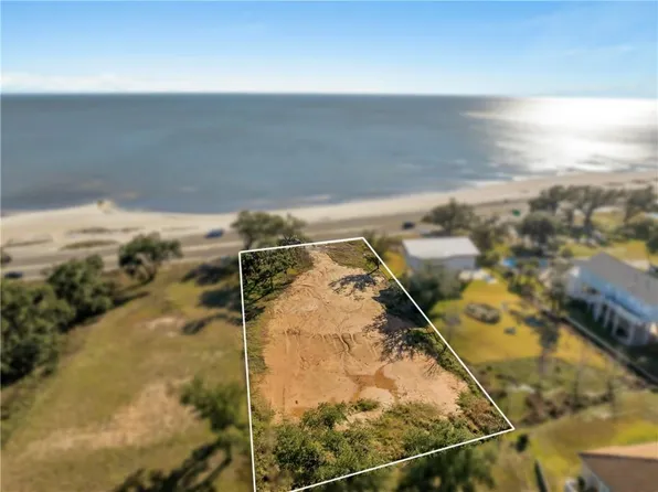 1313 E Beach Blvd, Pass Christian, MS 39571