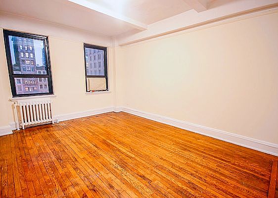 1st image of 11 Waverly Pl APT 7F